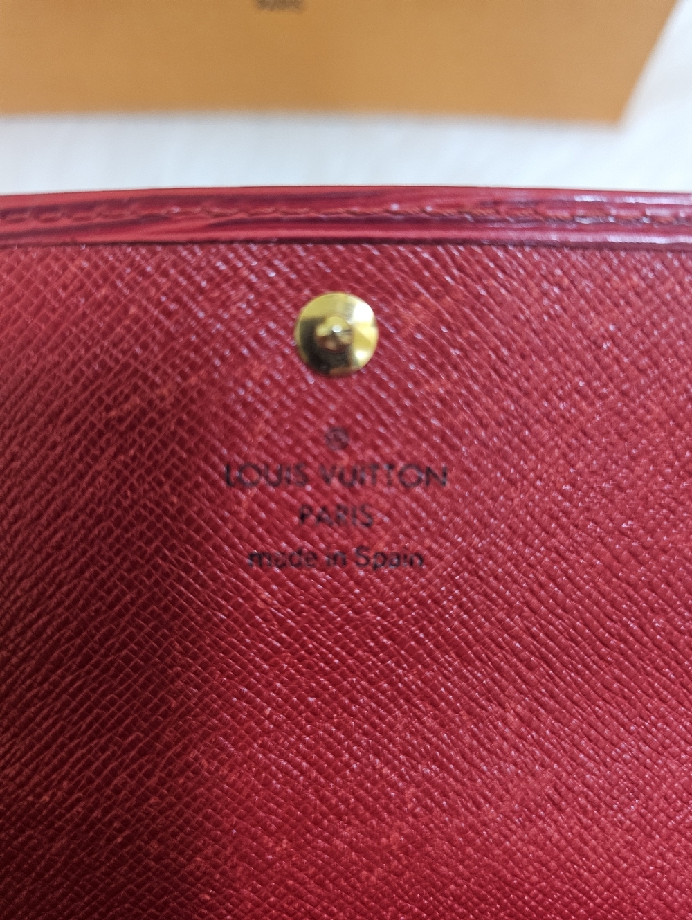 ❤️🎉HOST PICK🎉❤️Louis Vuitton Epi Porte- Tresor International Wallet - Picture 14 of 15